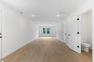 18 Catawba Ave in Greenville, SC - Building Photo - Building Photo