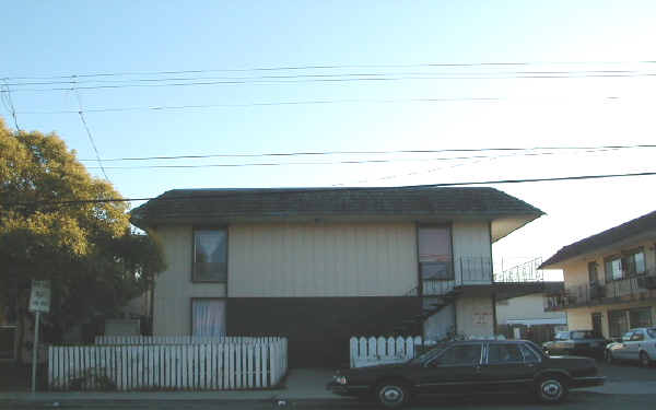 1111 W 4th St in Antioch, CA - Building Photo - Building Photo