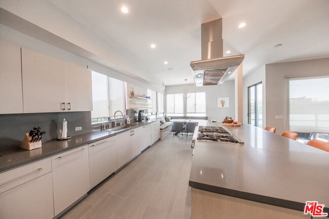 property at 1115 14th St