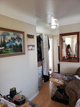 646 Admirals Rd in Victoria, BC - Building Photo - Building Photo