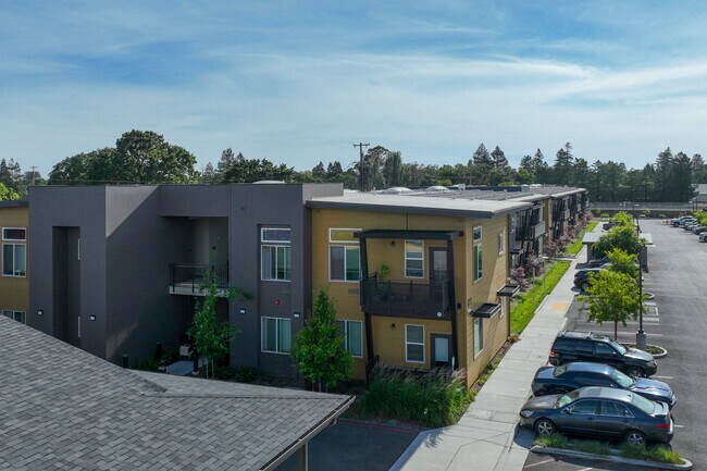 Orchard Commons in Santa Rosa, CA - Building Photo - Building Photo