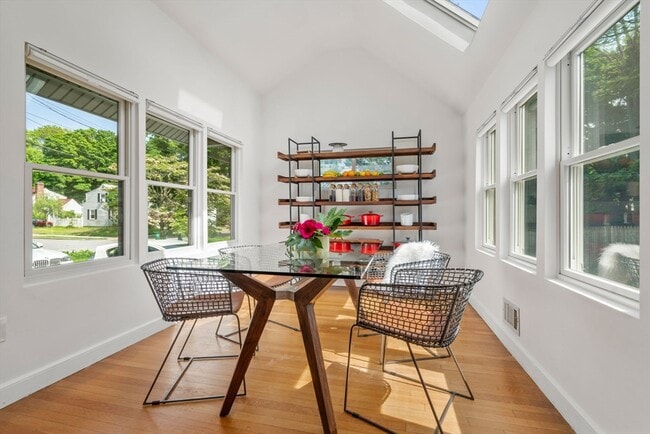 171 Christina St in Newton, MA - Building Photo - Building Photo