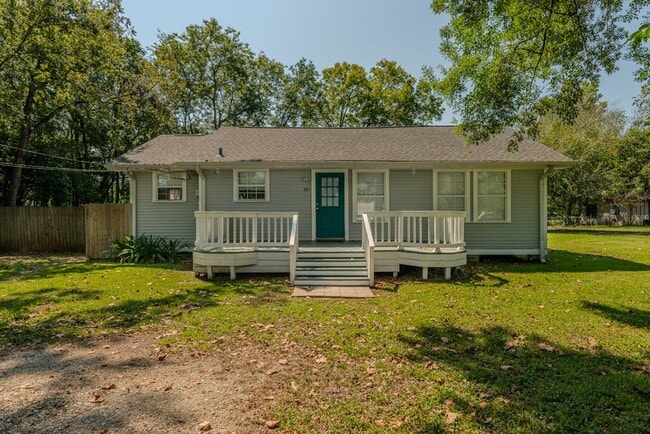 property at 285 W Hartel St