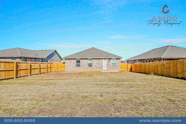 1113 SW 3rd Ave in Gentry, AR - Building Photo - Building Photo