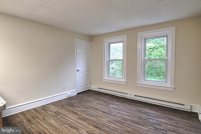 658 S Reading Ave in Boyertown, PA - Building Photo - Building Photo