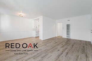 820 S Gramercy Pl, Unit 11 in Los Angeles, CA - Building Photo