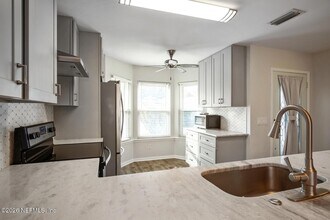 1329 Cove Landing Dr in Jacksonville, FL - Building Photo - Building Photo