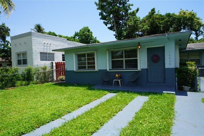 10839 NE 2nd Pl in Miami, FL - Building Photo - Building Photo