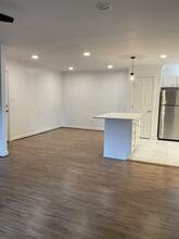 1019 Woodland Vlg, Unit Woodland VIllage in Vestavia Hills, AL - Foto de edificio - Building Photo