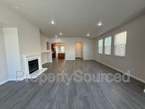 617 Dody Dr in Manteca, CA - Building Photo - Building Photo