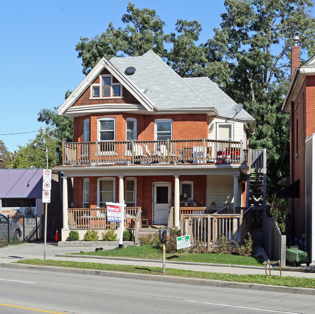 1533 King St E in Hamilton, ON - Building Photo - Building Photo