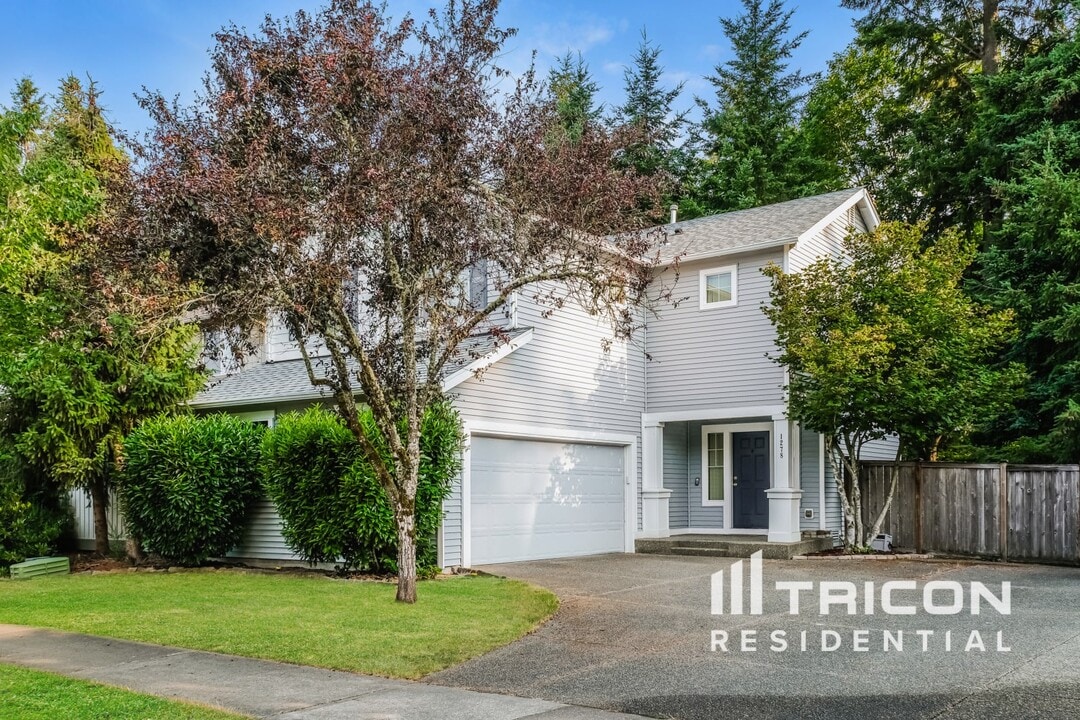 1278 Hudson St in Dupont, WA - Building Photo