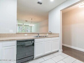 5924 Bartram Village Dr in Jacksonville, FL - Building Photo - Building Photo