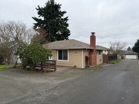 6605 Beverly Blvd in Everett, WA - Building Photo