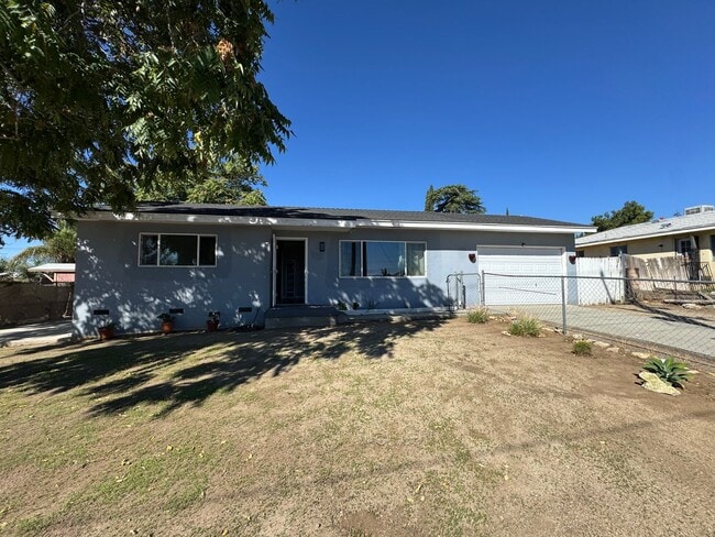 property at 853 N Hargrave St