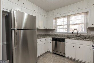 3093 Glynn Mill Dr in Snellville, GA - Building Photo - Building Photo
