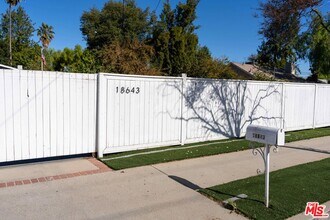 18643 Strathern St in Los Angeles, CA - Building Photo - Building Photo
