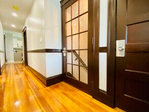 85 Albion St, Unit 2 in Medford, MA - Building Photo - Building Photo