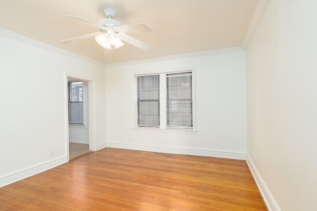 DeMun in Clayton, MO - Building Photo - Interior Photo