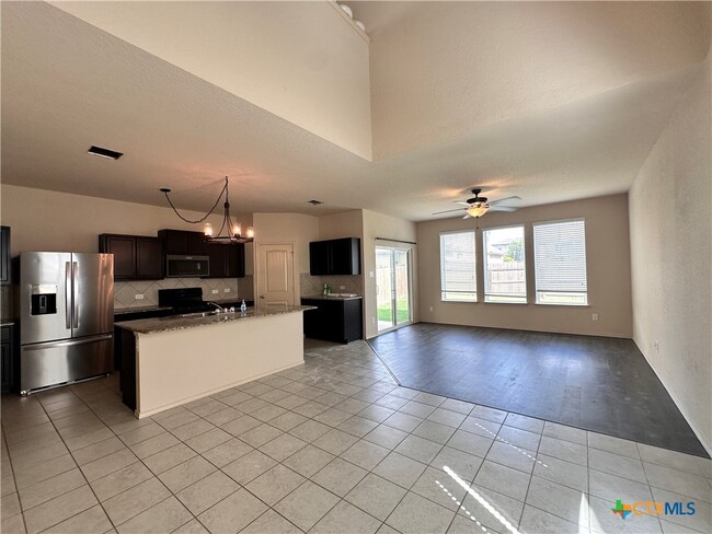 157 Tallow Trl in San Marcos, TX - Building Photo - Building Photo