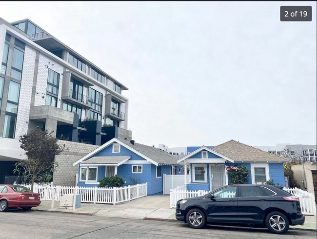 property at 2136 Columbia St
