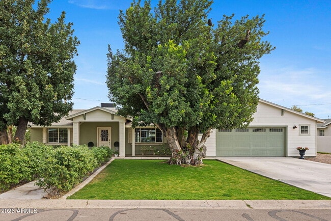 property at 3621 N Kachina Ln