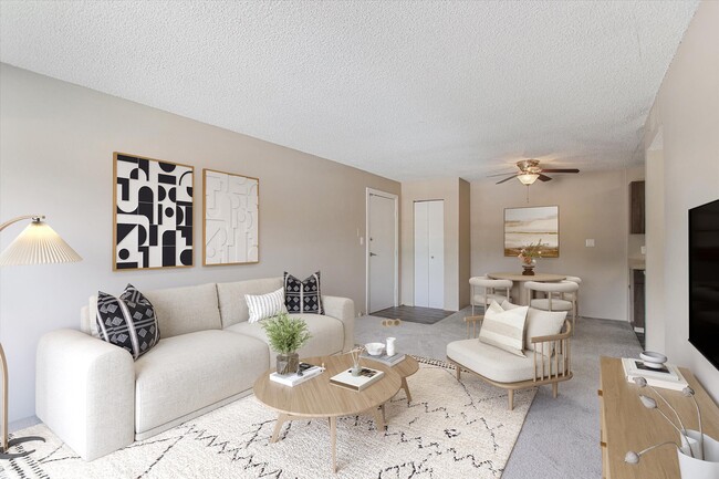 Montebello Gardens in Colorado Springs, CO - Foto de edificio - Building Photo