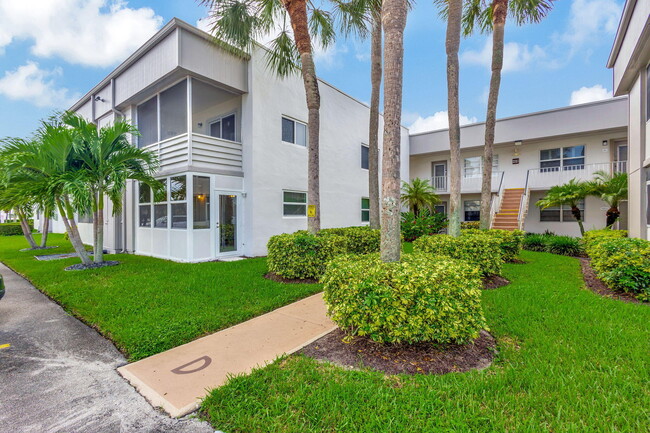 161 Normandy Ln in Delray Beach, FL - Building Photo - Building Photo