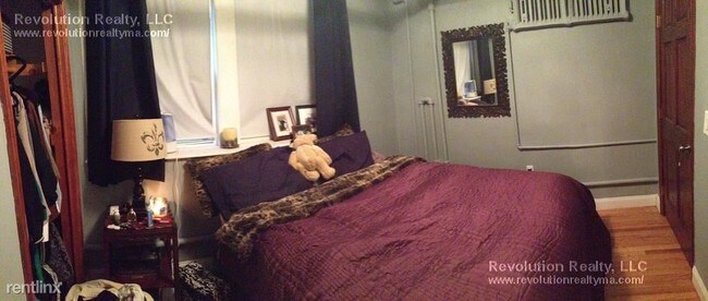 5 Colliston Rd-Unit -Apt B in Boston, MA - Building Photo - Building Photo