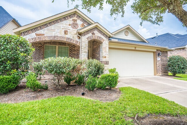 2230 Falcon Brook Dr in Katy, TX - Building Photo - Building Photo