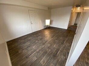 1789 Lake Park Dr in West Valley City, UT - Building Photo - Building Photo