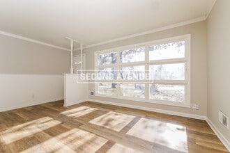 7504 E 111th Terrace in Kansas City, MO - Foto de edificio - Building Photo