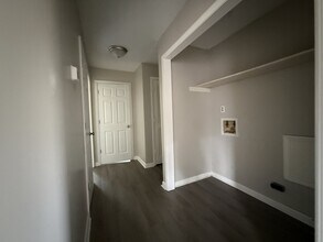 4414 Bonnell Dr NW in Huntsville, AL - Building Photo - Building Photo