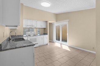 4107 Sunrise Glade Dr in San Antonio, TX - Building Photo - Building Photo