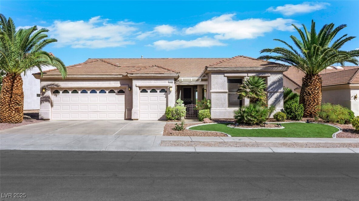 1998 High Mesa Dr in Henderson, NV - Building Photo