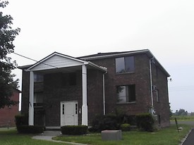 6321 Robinson Rd Apartments