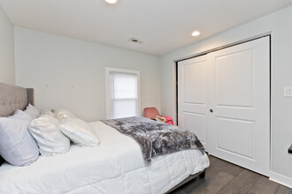 1702 S Morgan St, Unit 2R in Chicago, IL - Foto de edificio - Building Photo