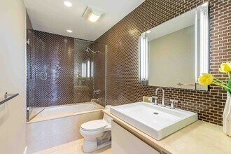 190 Commonwealth Ave, Unit 22 in Boston, MA - Building Photo - Building Photo