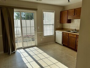 3980 Village Park Ct in Winston-Salem, NC - Building Photo - Building Photo