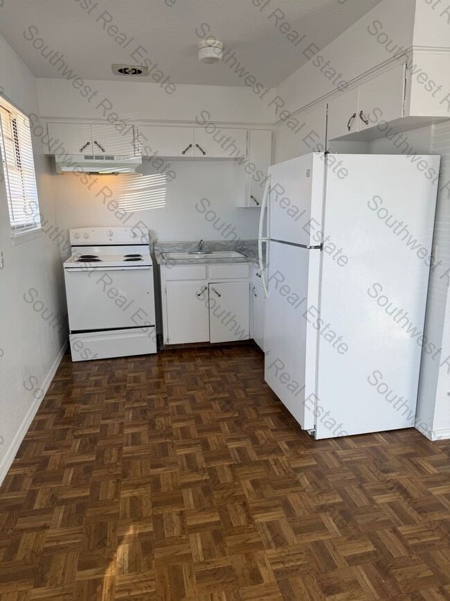 609 Turner St in Texico, NM - Building Photo - Building Photo