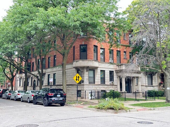 property at 2907 N Mildred Ave