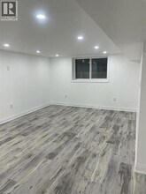 17 Fisher Crescent in Hamilton, ON - Building Photo - Building Photo