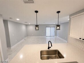 614 Flamingo Ave S in Lehigh Acres, FL - Building Photo - Building Photo