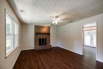 147 VFW Dr in Watkinsville, GA - Building Photo - Building Photo