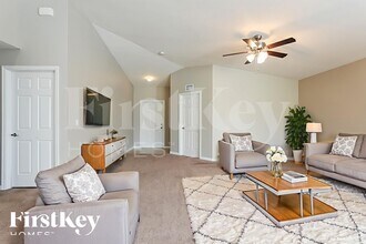 461 SW Kestor Dr, Unit 0514 in Port St. Lucie, FL - Building Photo - Building Photo