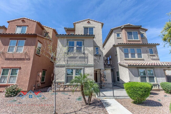 2218 N 77th Dr in Phoenix, AZ - Building Photo - Building Photo