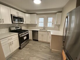 8 Fiske Ave, Unit 2 in Somerville, MA - Building Photo