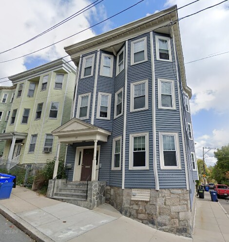 19 Bucknam St, Unit 3