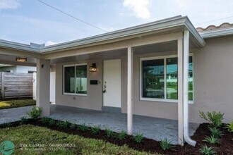 4800 NE 4th Ave in Fort Lauderdale, FL - Building Photo - Building Photo