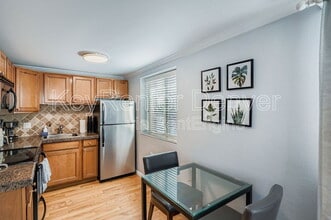 1327 Steele St in Denver, CO - Building Photo - Building Photo